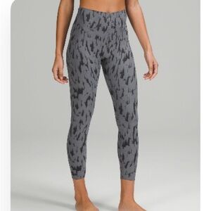 InStill High-Rise Tight 25" Lululemon